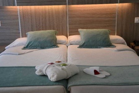 Hotel Serrano By Aa Hoteles