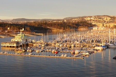 Oslo - hlavné mesto Nórska letecky - 13