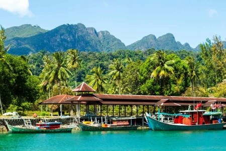 Maláj-Félsziget Csodái, Szilveszter Langkawin
