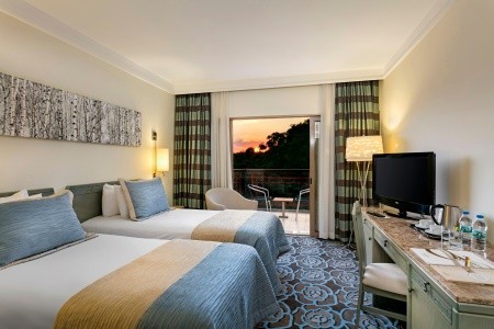 Xanadu Resort - 330