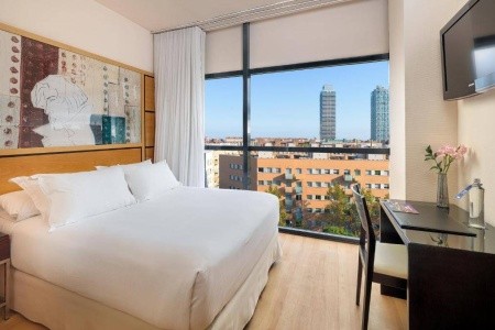 H10 Marina Barcelona - 12
