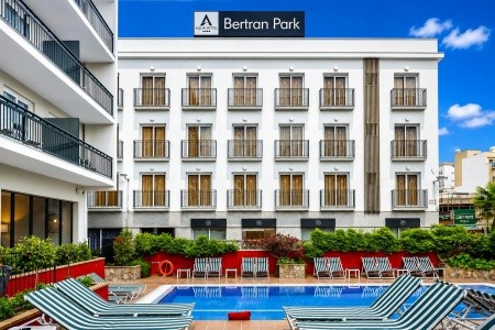 Aqua Hotel Bertran - 12