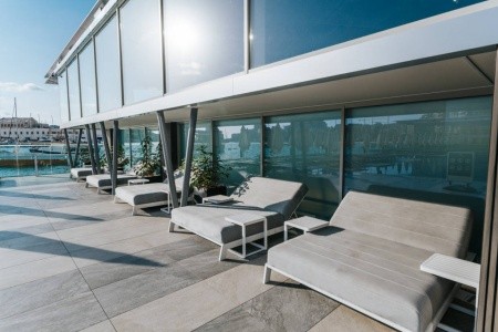 St Azur