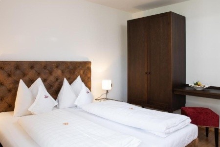 Hotel Alte Goste & Residence Iris