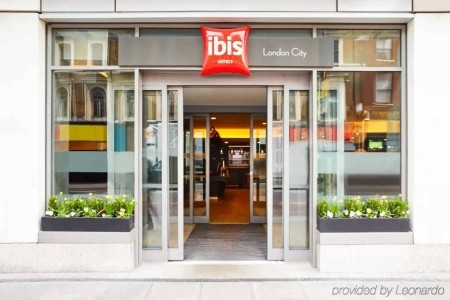 Ibis London City