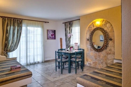 Castle Suites