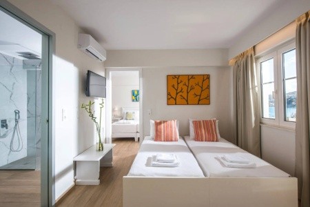 Alexander House - 5