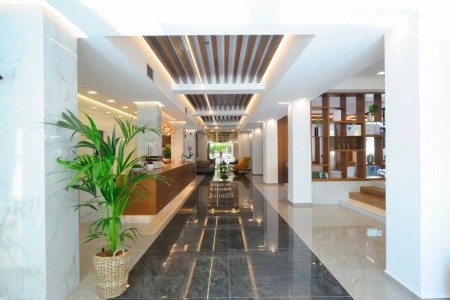 Atrium Ambiance - 3