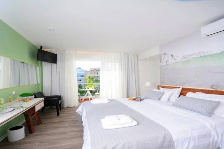 Atrium Ambiance - 4