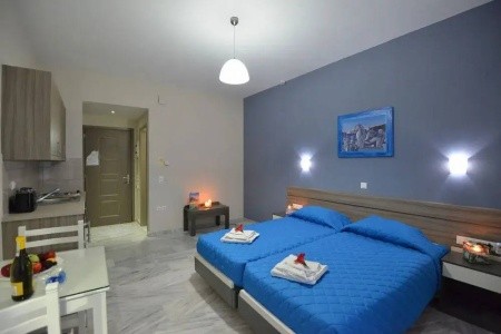 Vesperi Studios & Apartments