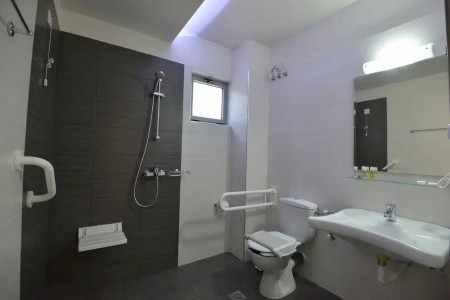 Vesperi Studios & Apartments
