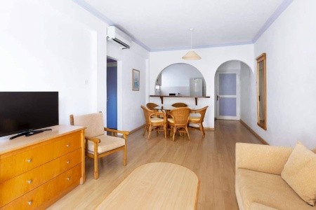 Paphos Gardens Holiday Resort - 31