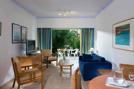 Paphos Gardens Holiday Resort - 32