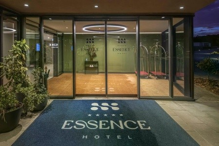 Essence