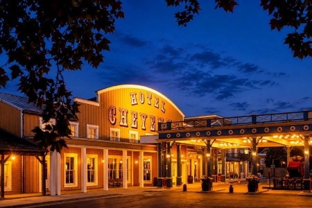 Disney Hotel Cheyenne + Vstupenky Do Disneyland Paris - 3
