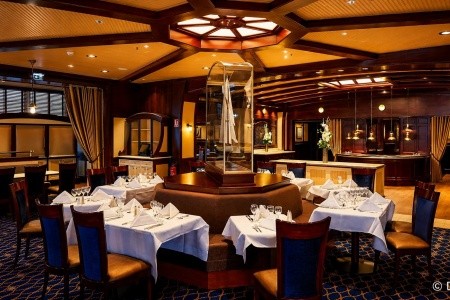 Disney's Newport Bay Club - 13