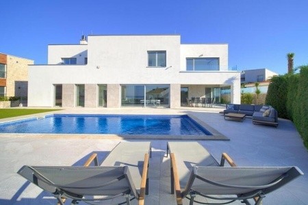 Luxury Villa With A Swimming Pool Krk - 23992 - 8