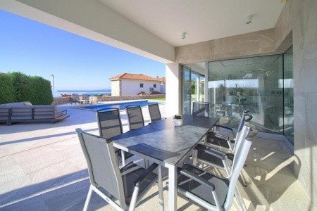 Luxury Villa With A Swimming Pool Krk - 23992 - 10