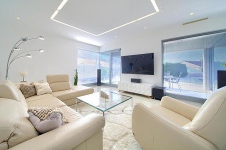 Luxury Villa With A Swimming Pool Krk - 23992 - 12