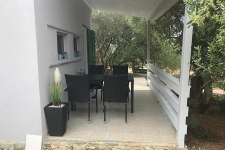 Robinzonáda 3298-4213 - 2
