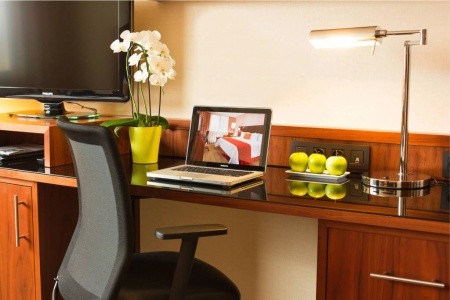 Courtyard By Marriott Paris Arcueil