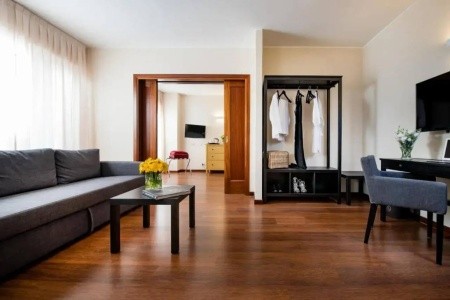 Astoria Palace - 11