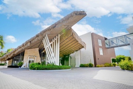 Bakour Punta Cana Suites (Ex. Radisson Blu Resort & Residence)