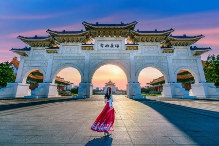 Neonfények És Ősi Szentélyek: Dél-Korea És Tajvan — Csoportos Utazás 2027.04.17-29.