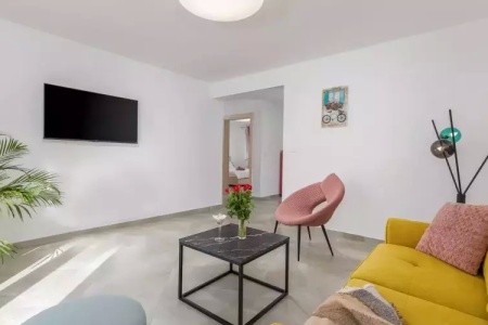 Villa B2