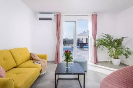 Villa B2