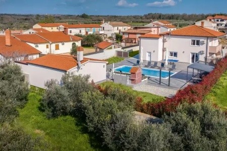 Villa B2