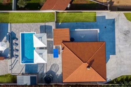 Villa B2