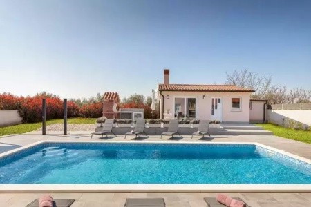 Villa B2