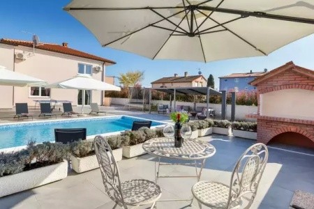 Villa B2