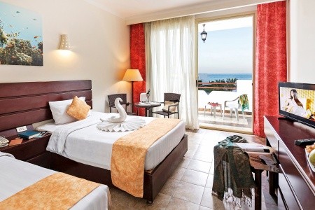 The Three Corners Equinox Beach Resort - 9