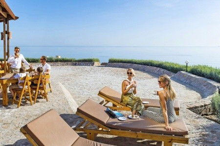The Three Corners Equinox Beach Resort - 34