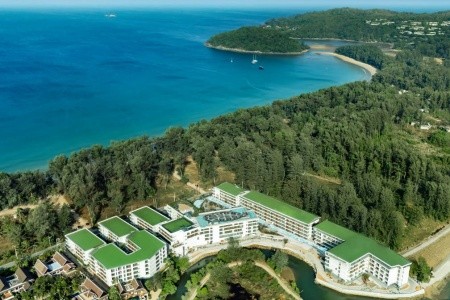 Kora Beach Resort