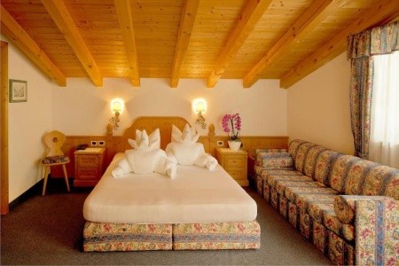 Santeshotel