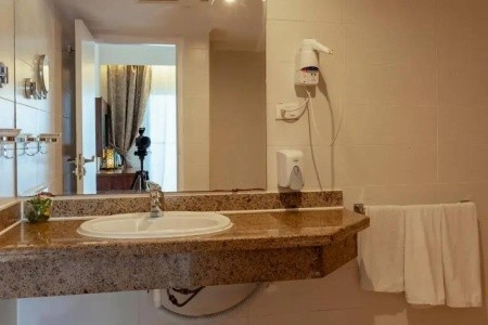 Royal Star Beach Resort - 5