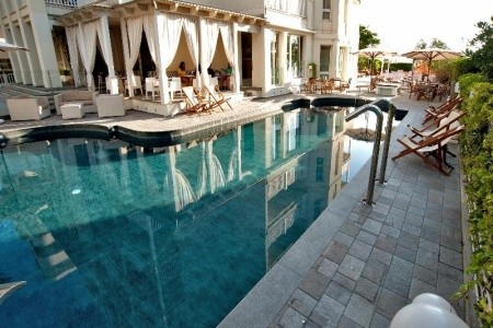 Le Rose Suite