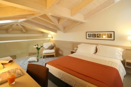 Le Rose Suite
