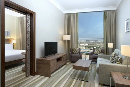 Hilton Garden Inn Dubai Deira - 5