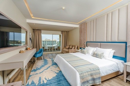 Titanic Pearl - 5
