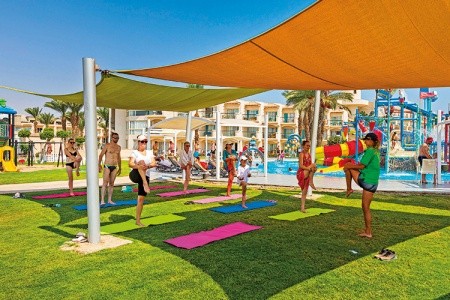 The V Luxury Resort - 5