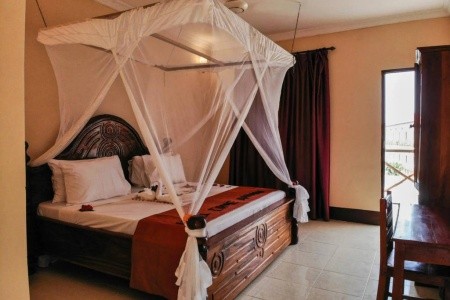 Amaan Beach Bungalows - 3
