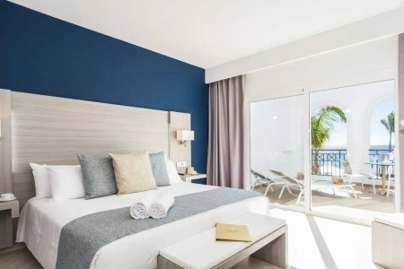 Royal Palm Resort & Spa - 3