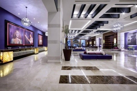 Hard Rock Hotel & Casino - 4