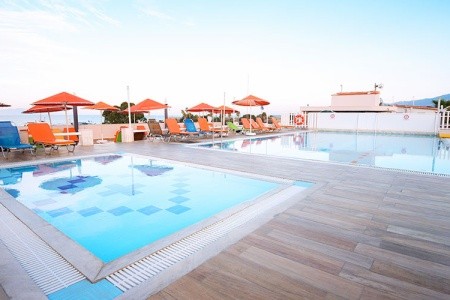 Kosta Palace - 2