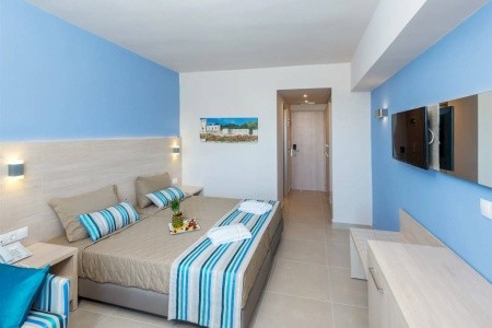 Irene Palace Beach Resort - 4