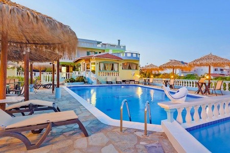 Kokkari Beach - 1